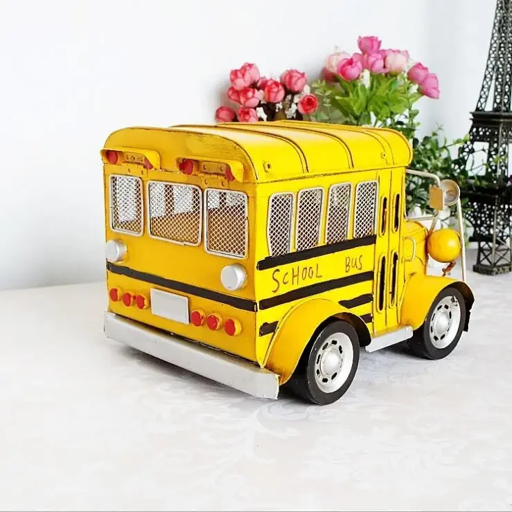 European Retro Nostalgia Metal Old School Bus Storage Box Craft Model Decoration Restaurant Bar Window Display