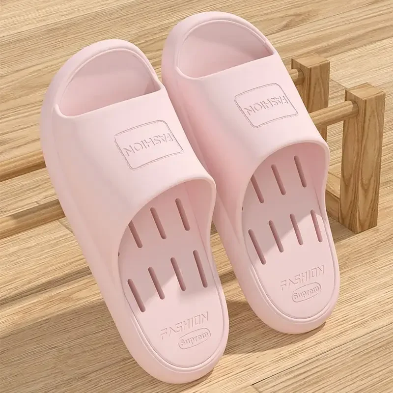 

Summer Bathroom Leak Slippers Indoor Home Casual Soft Soled Flip Flops Outdoor Beach Flat Comfortable Sandals Slides Shoes