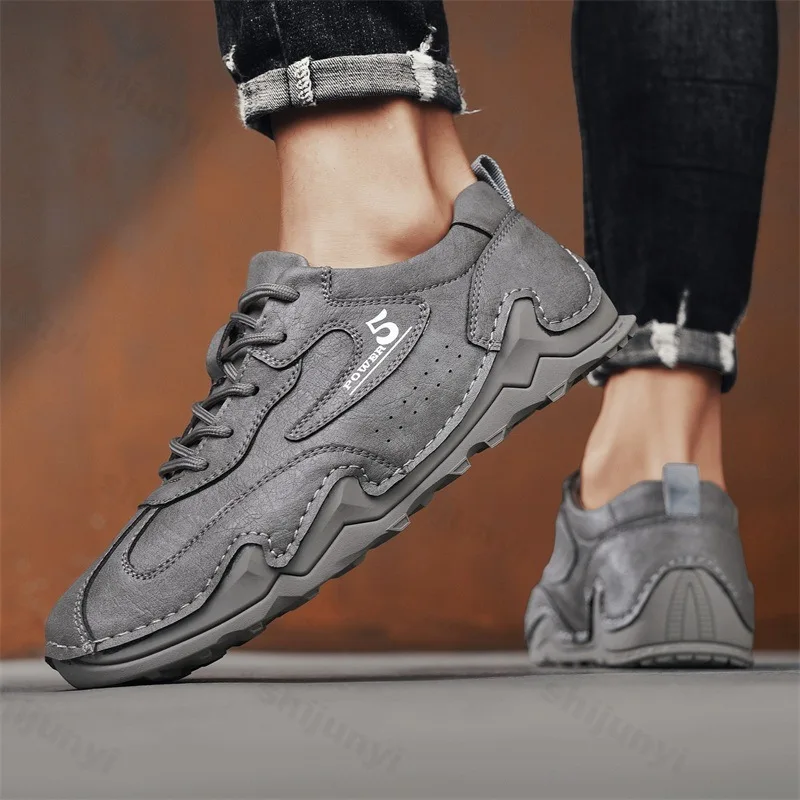 

Износостойкая мужская походная обувь, весна-осень 2024, новые уличные нескользящие удобные кроссовки, модная винтажная повседневная обувь на шнуровке