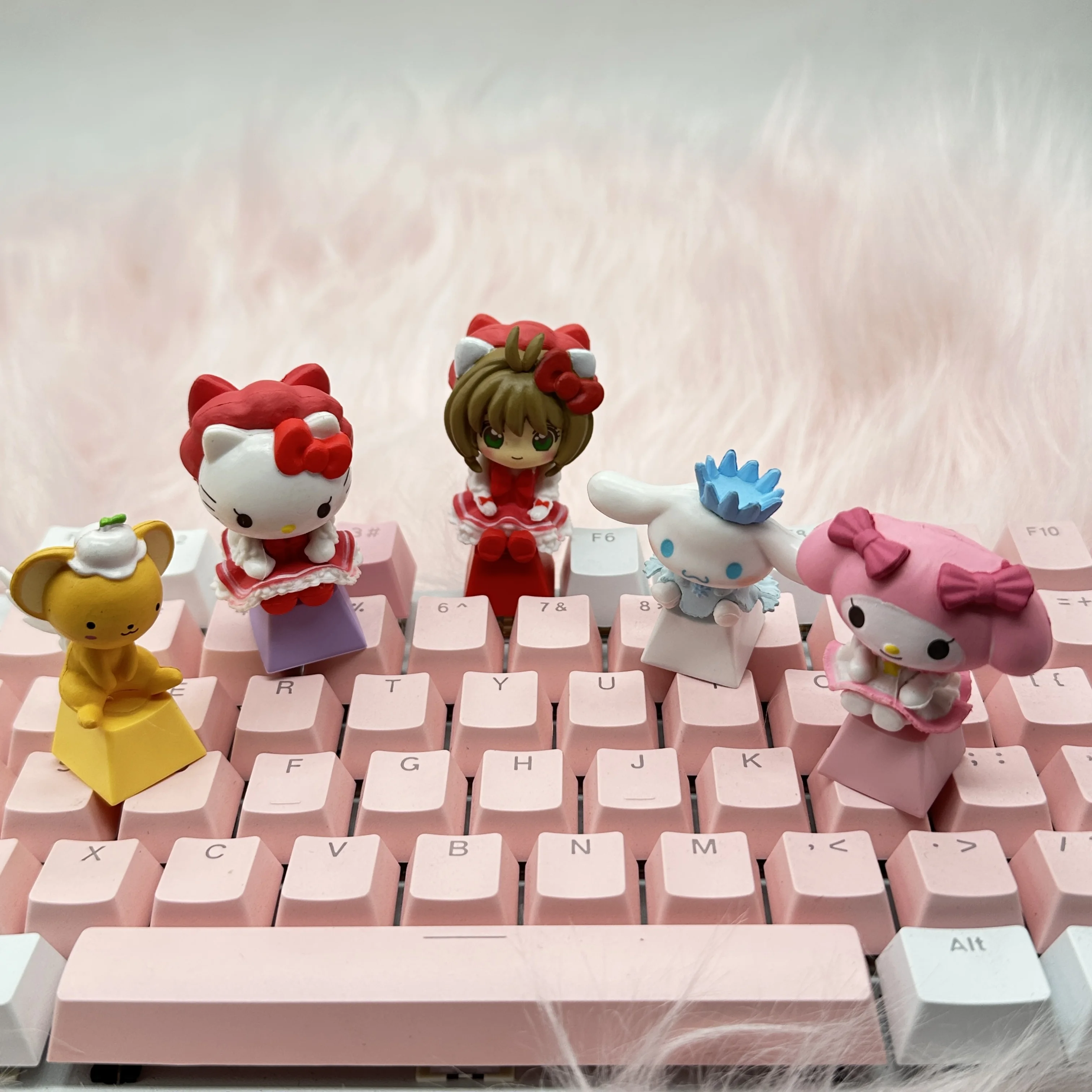 

Sanrio Cartoon Anime Cute Cartoon Keycaps DIY Handmade Custom Gifts Couple Mechanical Keyboard PBT Material ESC Keycaps