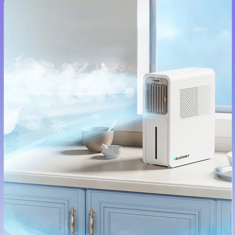 Special Electric Fan for Kitchen Ice Mist Fan Small Air Conditioner Fan Cooler Wall Hanging Anti-oil Fume Refrigeration