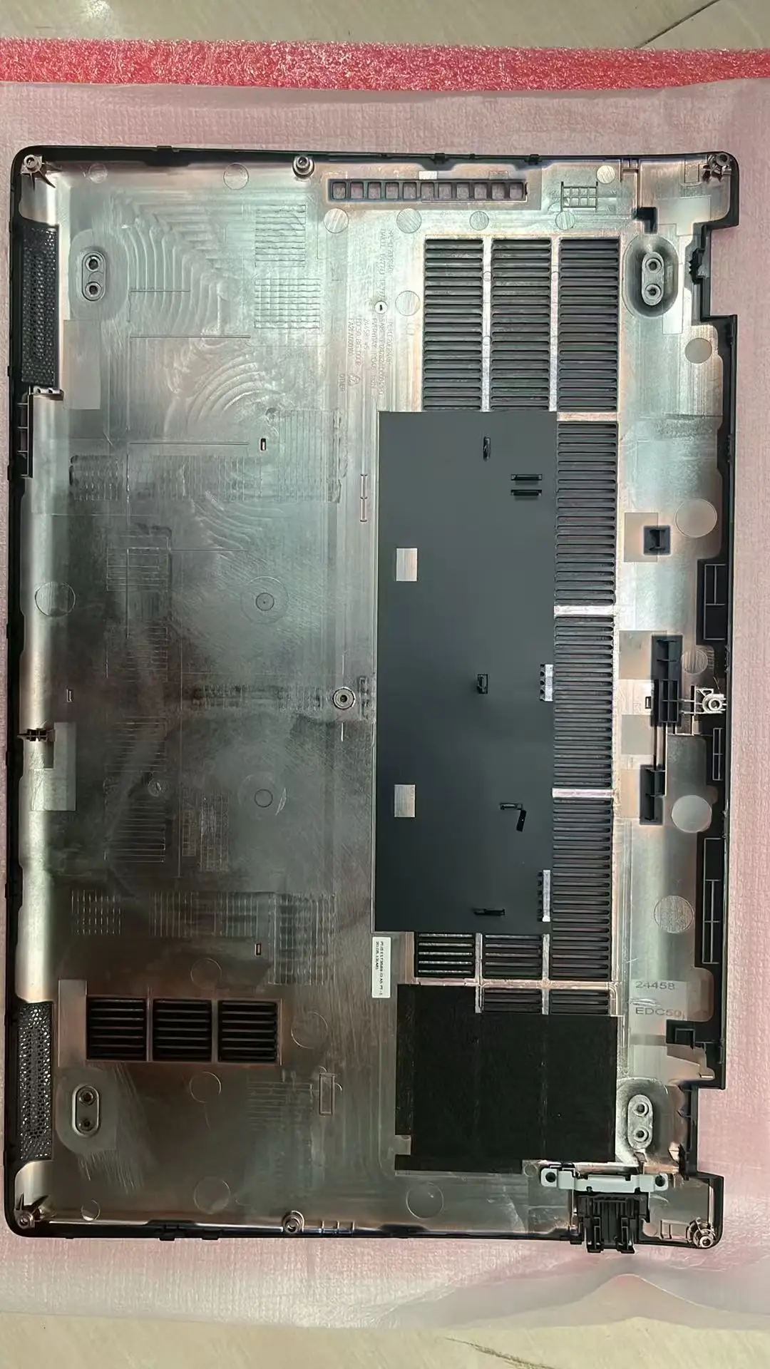 Zwarte laptop onderkant D-shell onderste basis chassis shell voor Dell Latitude 5500 E5500 vervangende behuizing 01KW4W