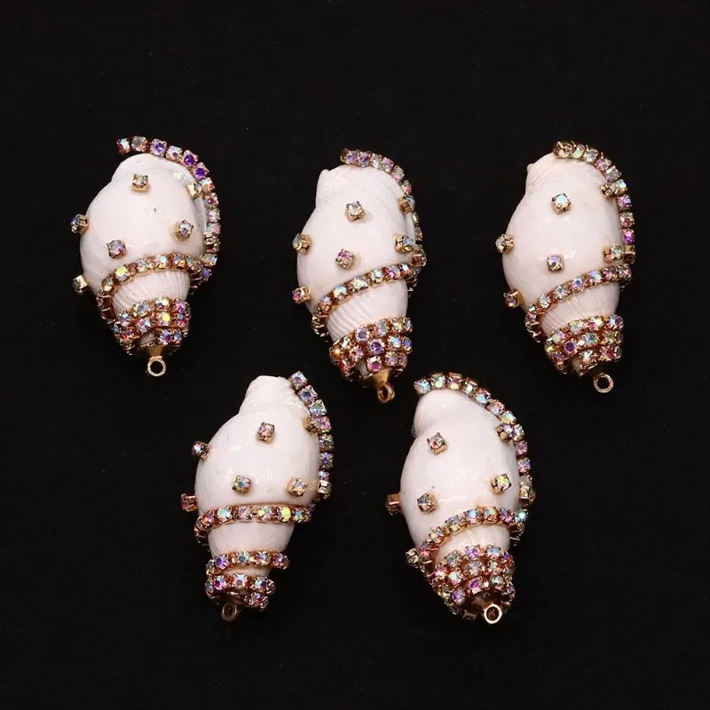 Natural Conch -shaped Shell Pendant 20x35mm Inlaid Rhinestone Plating Single -hole Connector Pendant Pendant Jewelry