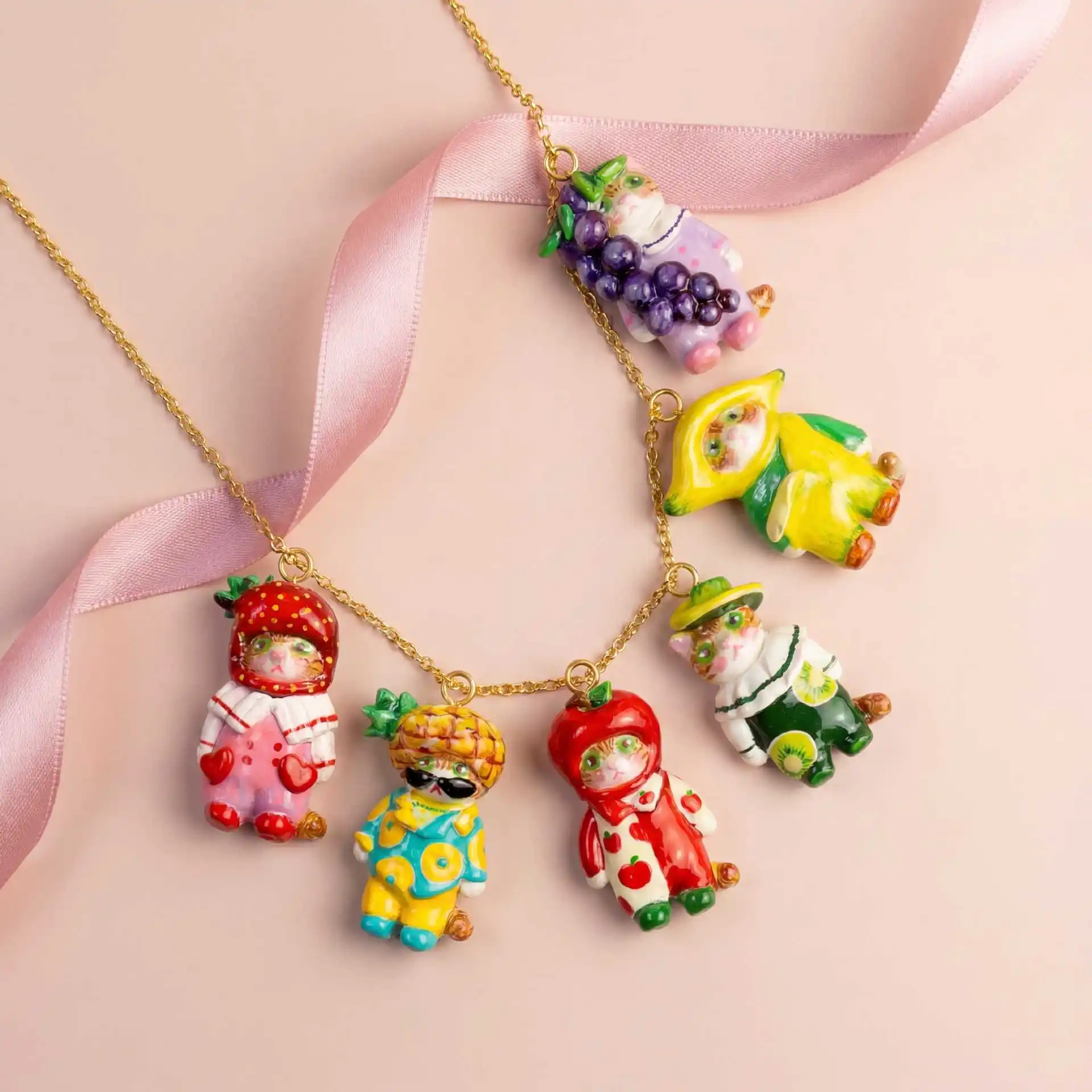 24-pezzi-di-accessori-per-collane-e-braccialetti-fai-da-te-a-forma-di-piccoli-animali-e-frutta-colori-vivaci-e-simpatici