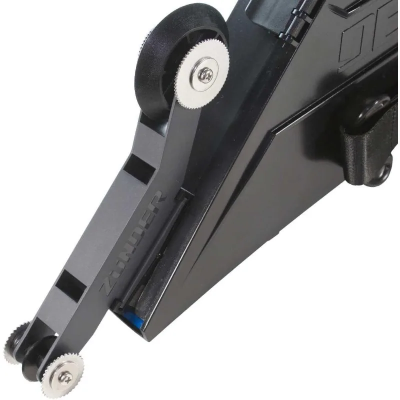 بواسطة Delko Tools أداة تسجيل الحوائط الجافة البانجو مع أداة توزيع مزدوجة الأطراف حاصلة على براءة اختراع لكل من المفاصل المسطحة والداخلية. ZÜNDER i