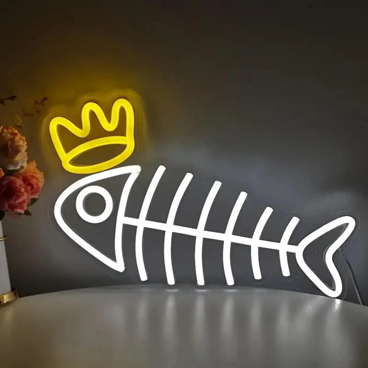 Crown Fish Bone Neon Sign LED Wall Art USB Powered Ocean Skeleton Glow Lamp Seafood Restaurant Aquarium Kids Room Decor Light