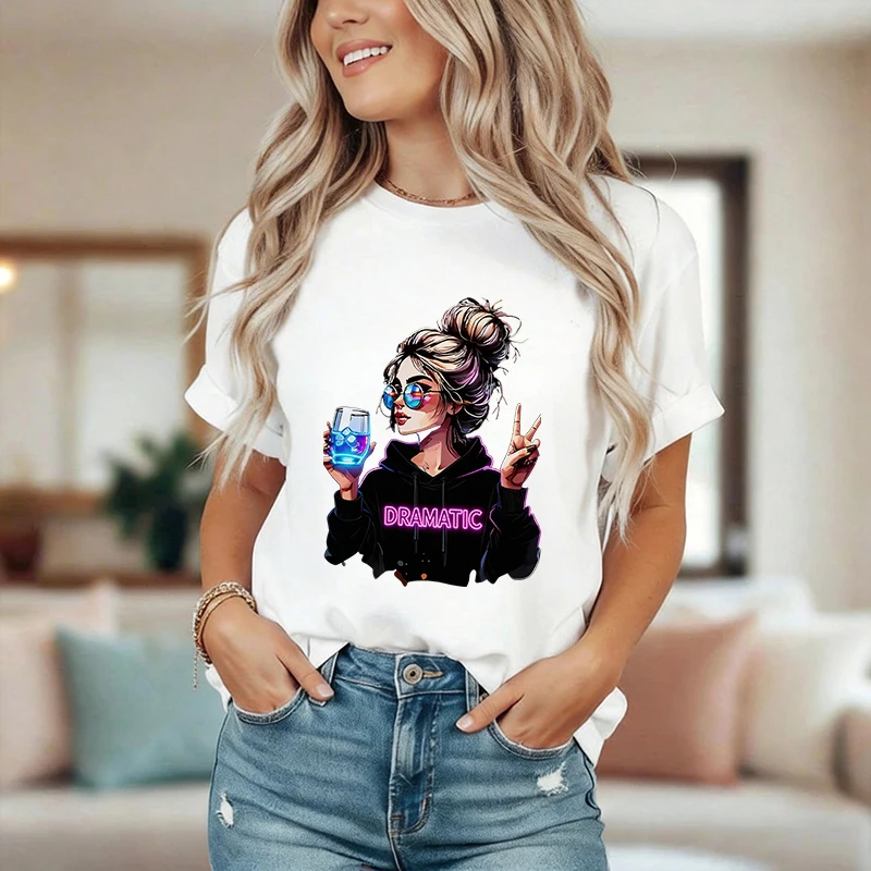Dramatischer Wein-Kunstdruck Kurzarm Bedrucktes T-Shirt für Frauen Grafisches Y2k T-Shirt Damen T-Shirt Harajuku Kleidung Tops Tees