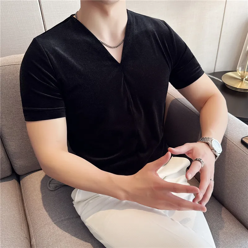 المخملية الخامس الرقبة مرونة تي شيرت 2025 صيف جديد سليم صالح تنفس قصيرة الأكمام المحملة بلون موضة تي شيرت غير رسمي بلايز