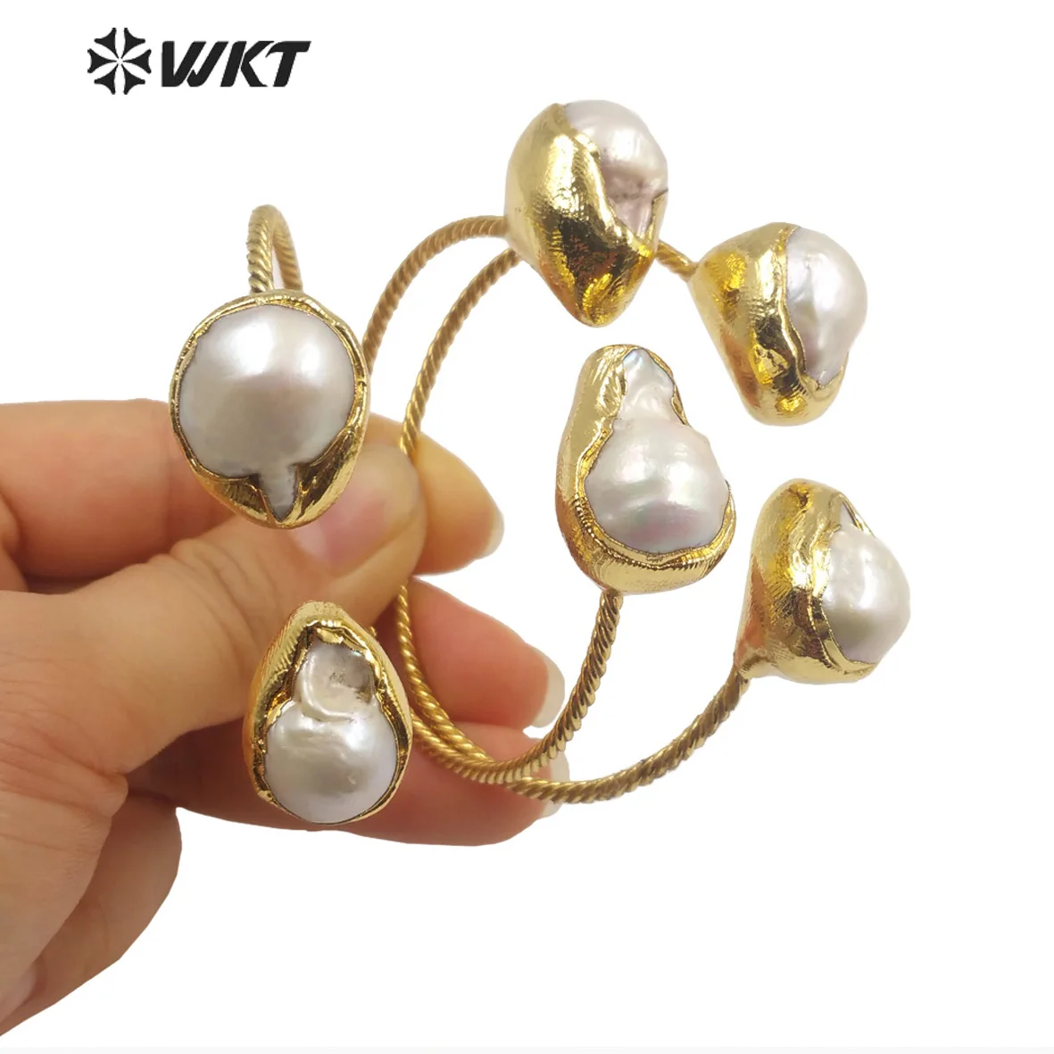 WT-MPB051 WKT Newest natural Real Baroque pearl bangle gorgeous resist tarnishable gold plated adjustable pearl bangle for women