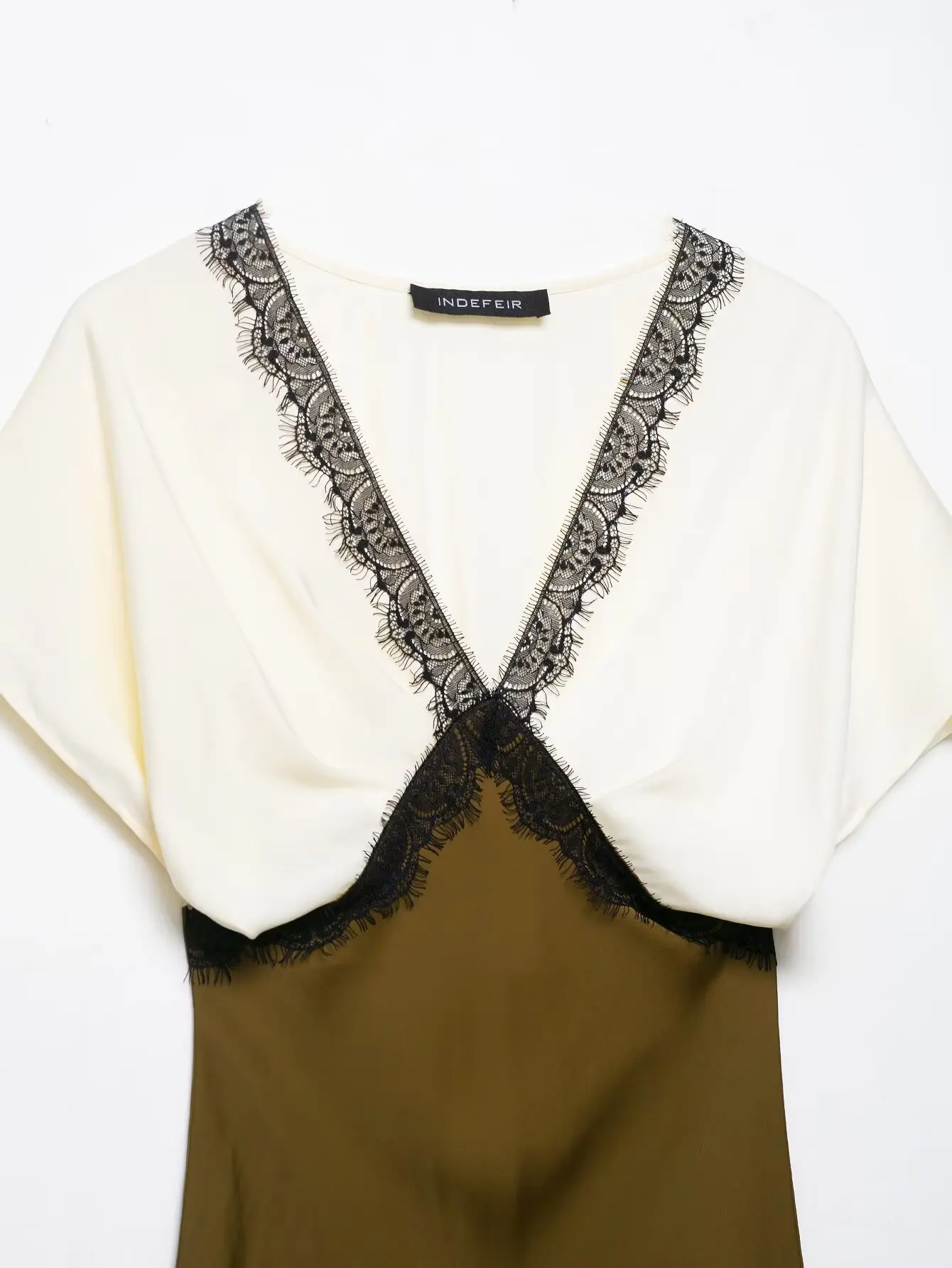 BSAY mujer cuello pico manga corta otoño nuevo artículo 2025 encaje contrastante textura de seda vestido MIDI vestido largo de noche francés