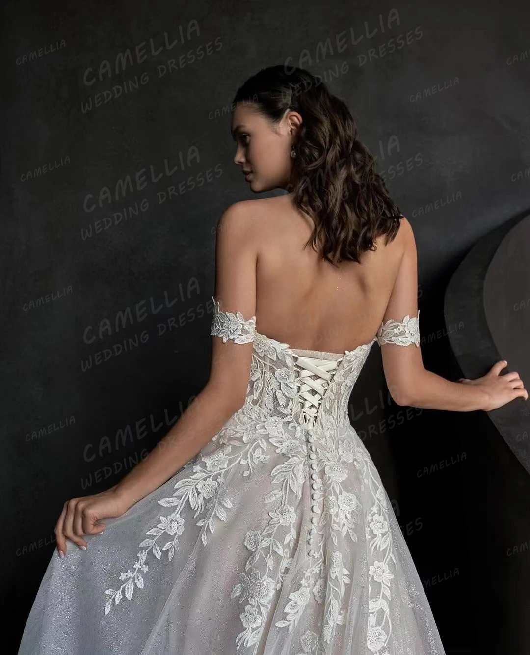 Abiti da sposa da donna eleganti di lusso Sexy A Line scollo A V abiti da sposa senza maniche Applique Tulle Lace Up Princess Robe De Mariée