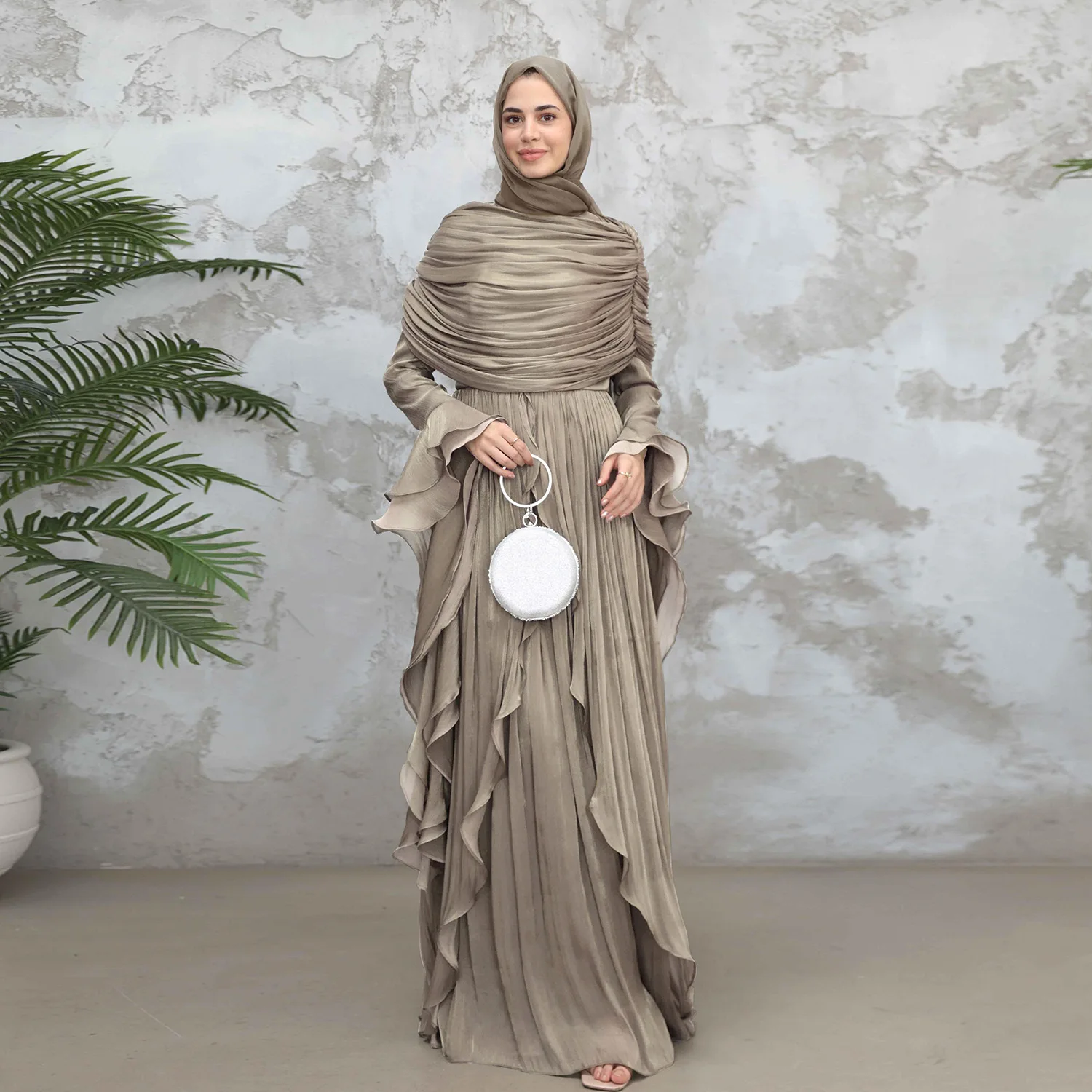 

Modest Muslim Dresses for Women Flare Sleeves Abaya Wrinkle Evening Party Maxi Dress Jalabiya Islam Clothing Kaftan Robe Turkey