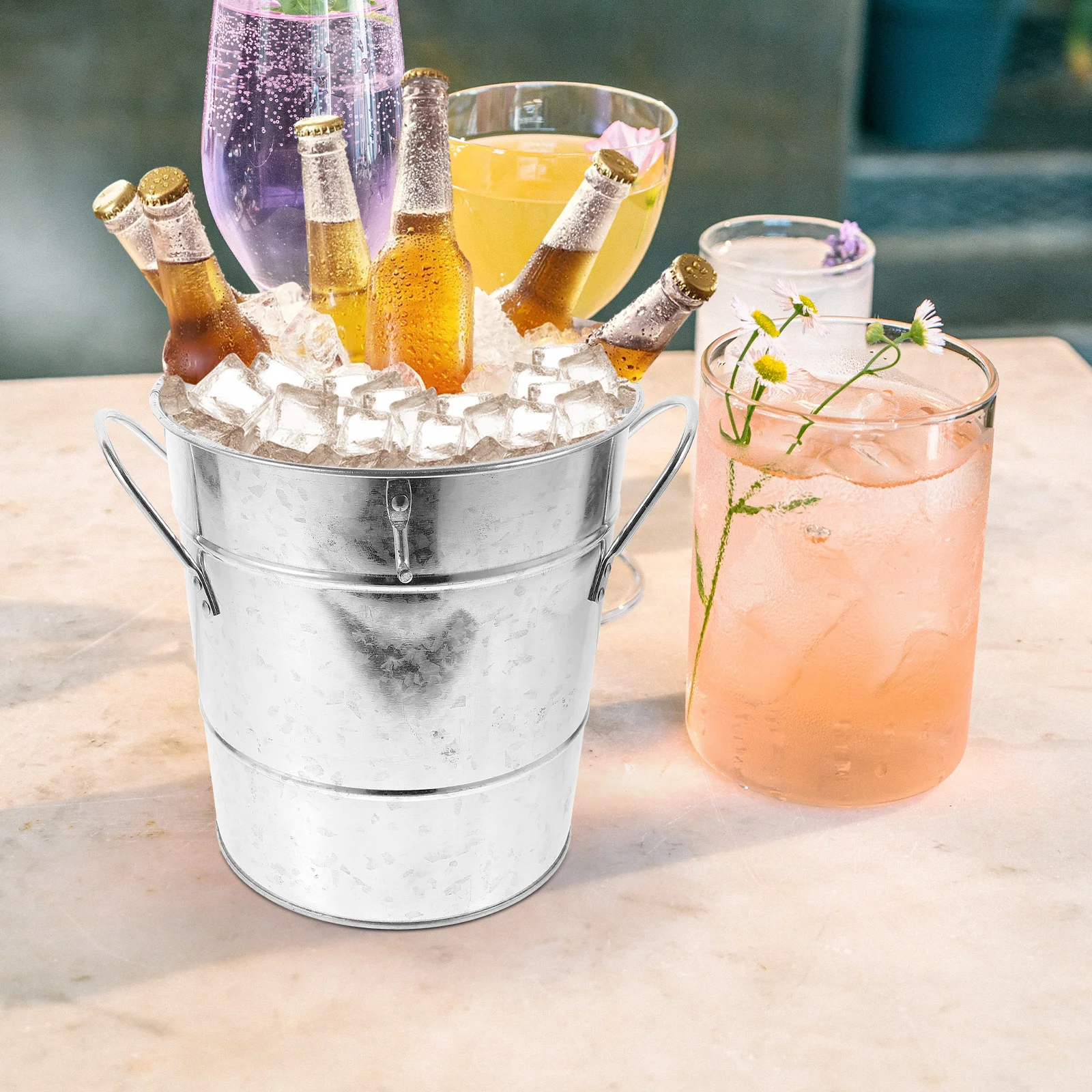 

Labor-Saving Lift Ice Barrel for Parties Bars Ktvs Ergonomic Design High Capacity Storage Galvanized Bucket with Lid