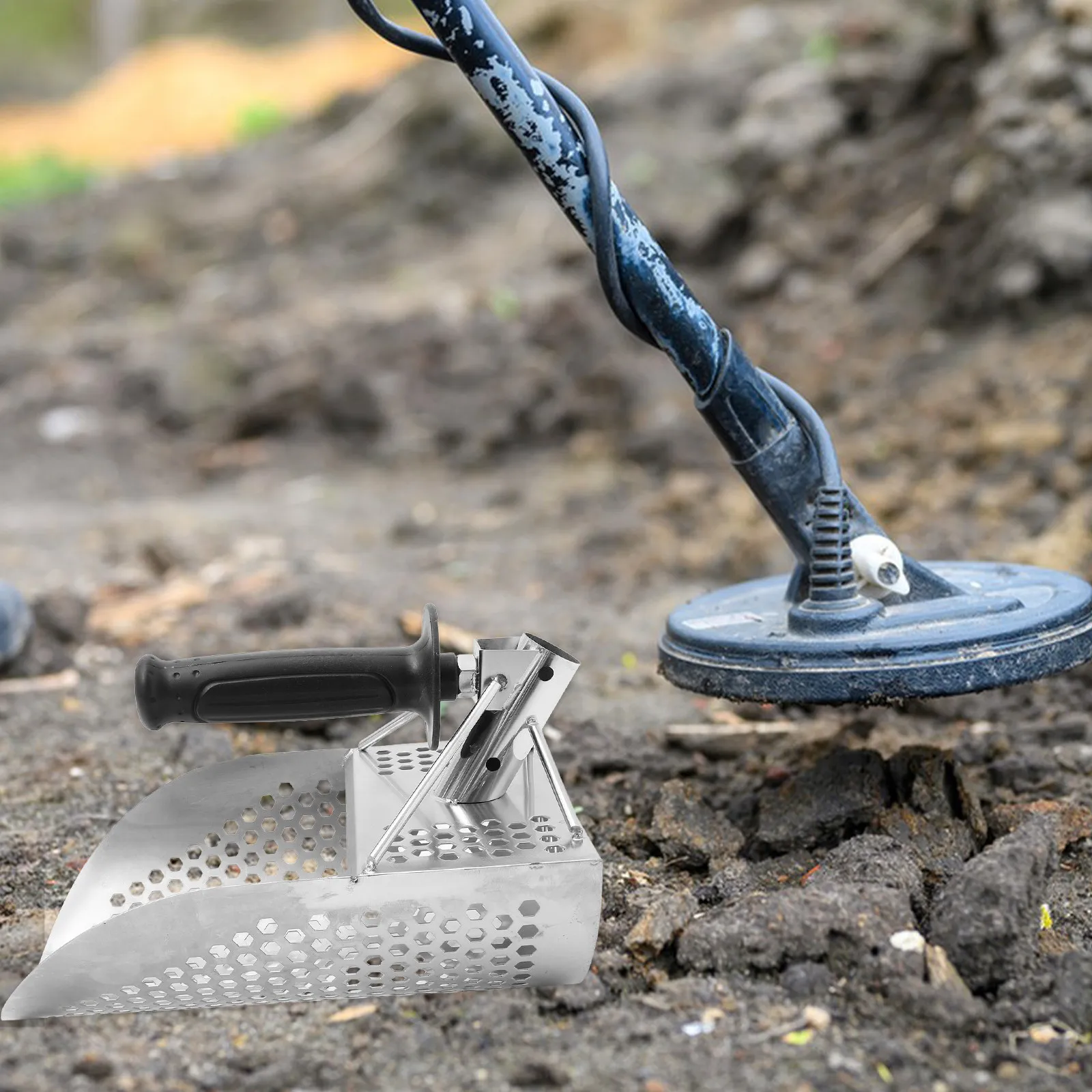 

Heavy Duty Sand Scoop for Metal Detecting Stainless Steel Sifting Shovel Lightweight Comfort Grip Beach Hunting Accessory