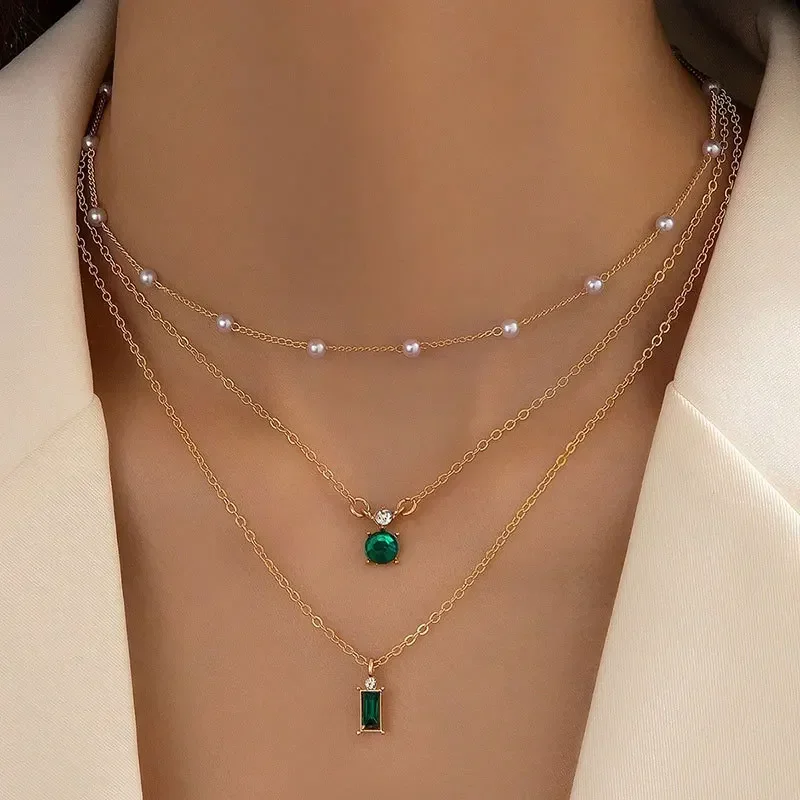 

Simple Stacked Retro Imitation Emerald Green Pearl Multi-layer Necklace For Women Fashionable Jewelry Accessories Birthday Gifts