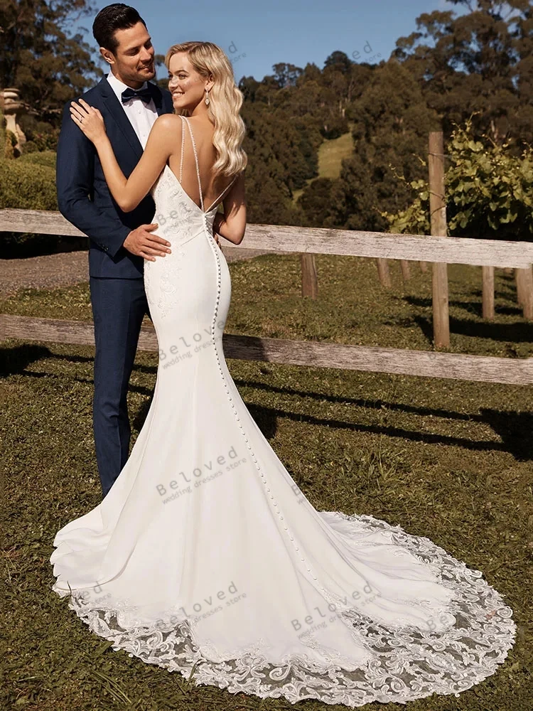 Exquisite Brautkleider Satin Brautkleider Schatz rücken freie Scheide Meerjungfrau Spitze Applikationen boden lange Vestidos de Novia