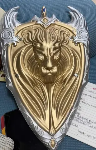 56cm WOW King Llane Lion Shield weapons model kids cosplay Costume Fancy Dress party Anime stage show props Bar room decoration