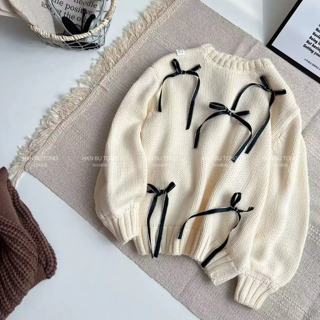 

Children's Casual Bow Sweater Spring and Autumn Dress Girl's New Round Neck Bow Knitted Sweater