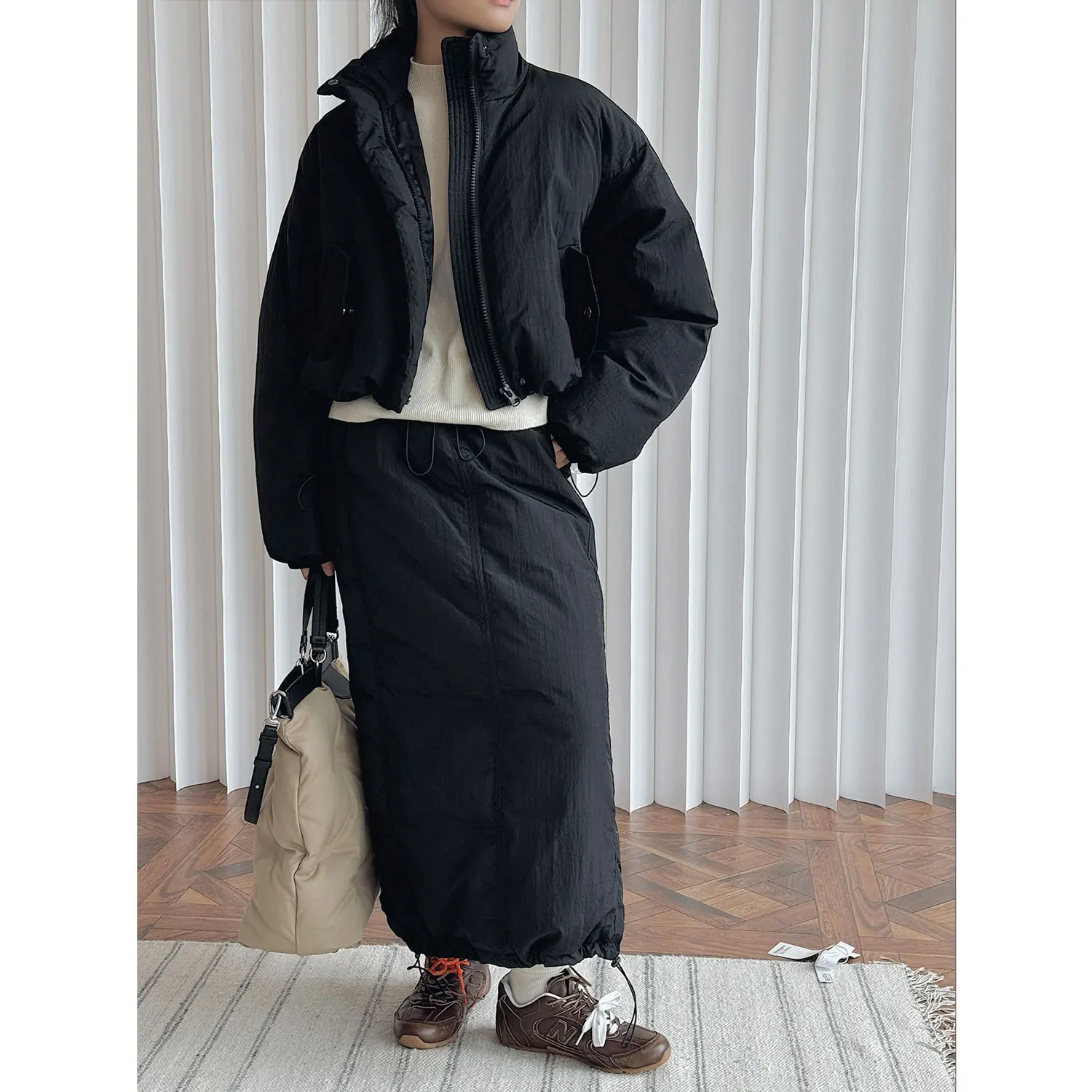 UMI MAO Autumn Winter New Air Feeling Stand Up Collar Down Jacket Short Silhouette Small Stature Show Off Thin Coat Women