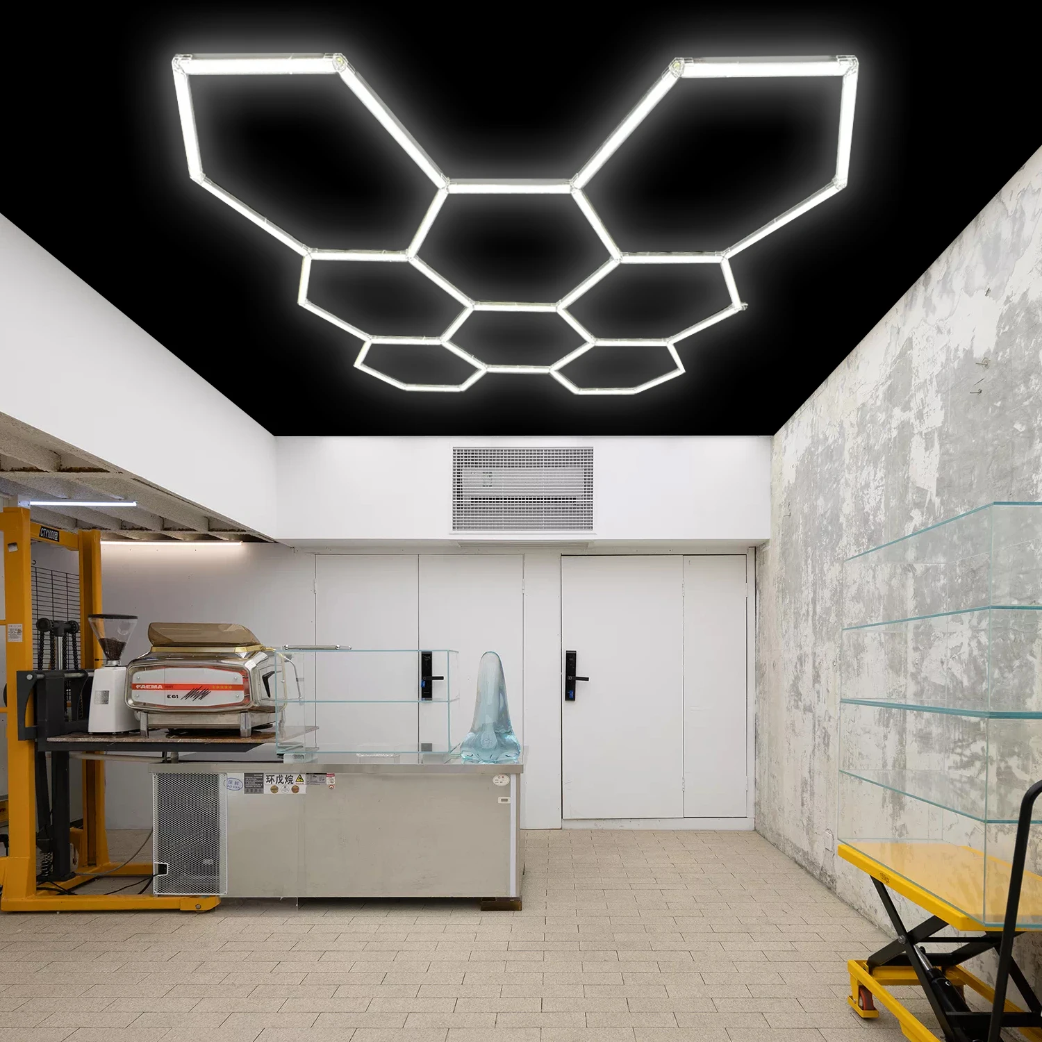 Honeycomb LED lights, hexagonal lights for garages, car body repair workshops, hair salons, warehouses, LED tube ceiling lights