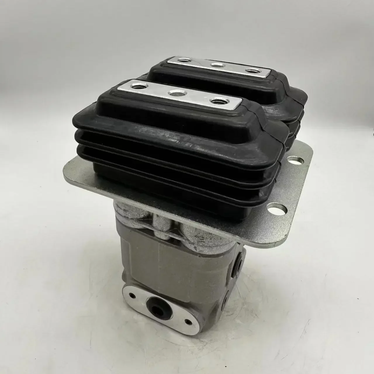 foot pedal’s for sany SY215C and the kit of this pedal protection rubbers HOT SALES