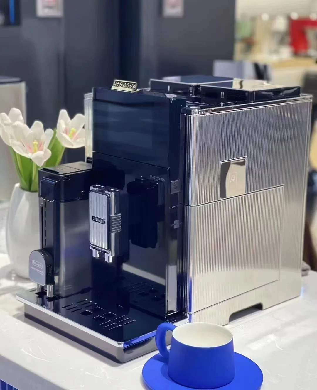 Delonghi Double Bean Bin Fully Automatic Coffee Machine Cappuccino Iced Coffee Three Ways to Drink EPAM960.75.GLM