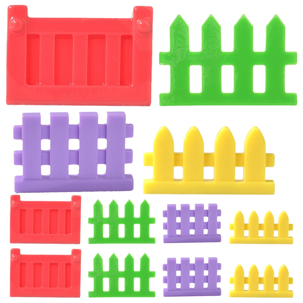 

24 Pcs Gardening and Landscaping Small Ornaments Miniature Fence Farm Fairy Resin Model Fences Dollhouse Decorative