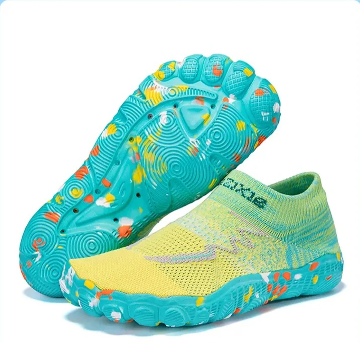 Factory direct sales of spring and summer water shoes, canyoning shoes, beach and indoor fitness shoes Couple sneakers
