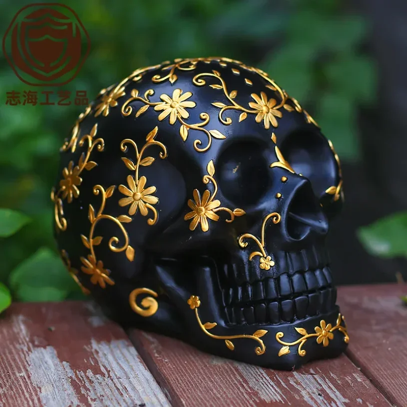 Halloween Patterned Skull Resin Decor - Gothic Party Supplies Haunted House Props Spooky Centerpiece