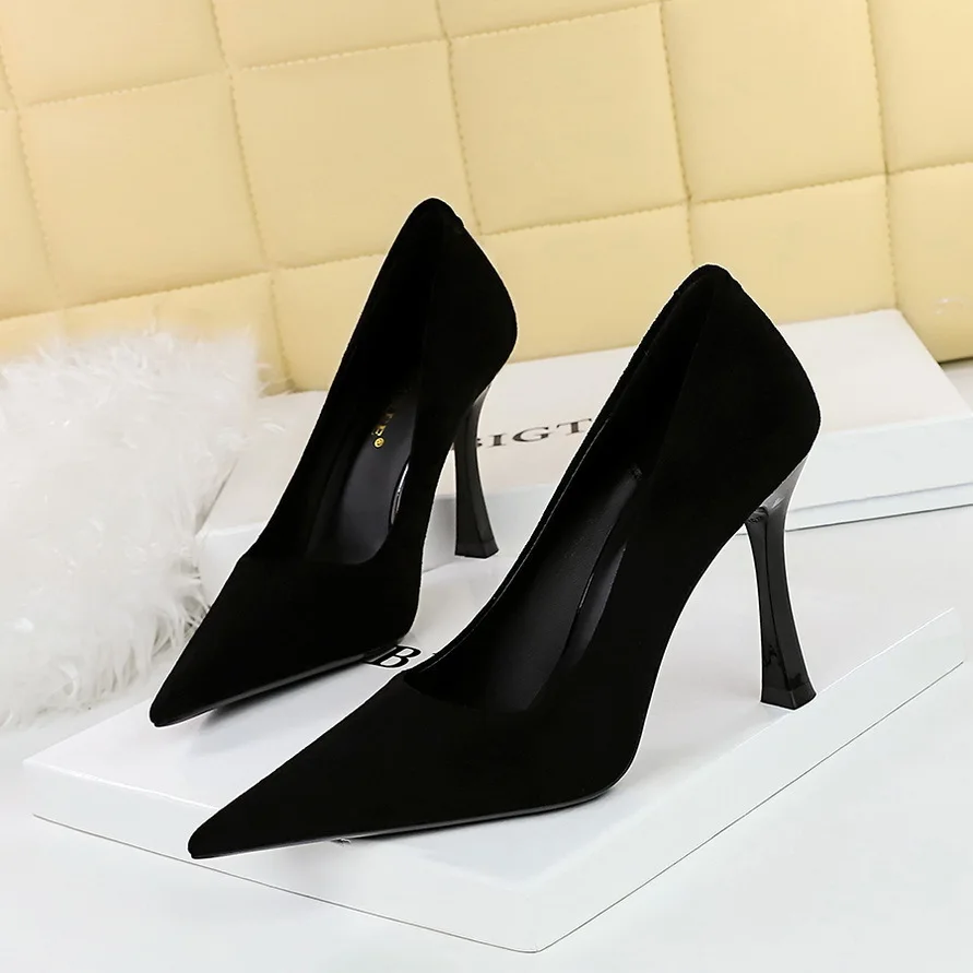 

New Minimalist Slimming Banquet High Wine Glass Ultra-high Heels Suede Shallow Mouthed Pointed Women's Pumps Singles Shoes