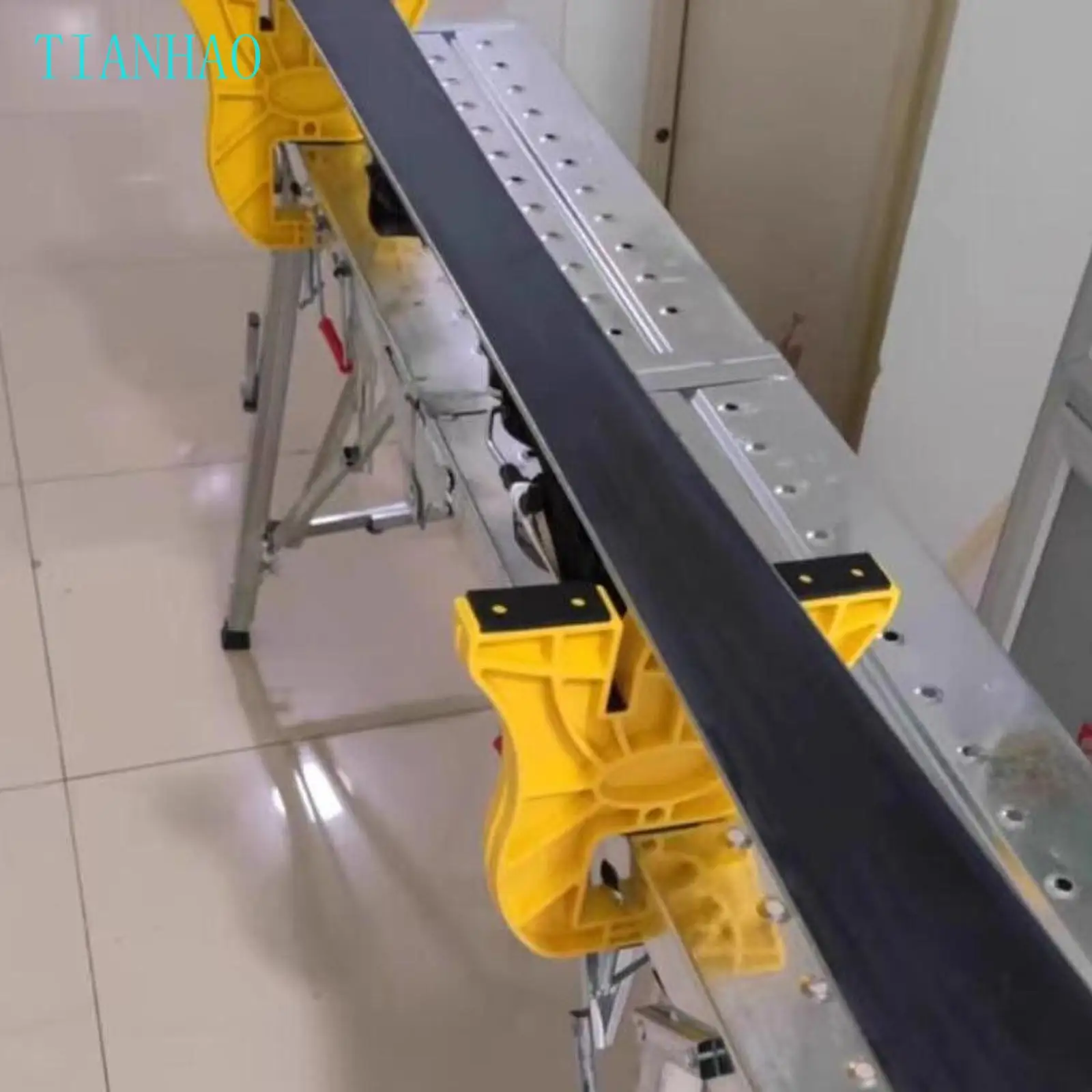 Ski Wax Table Anti Slip Waxing Table Portable Folding Snowboard Wax Stand Height Adjustable Ski quipment Accessories