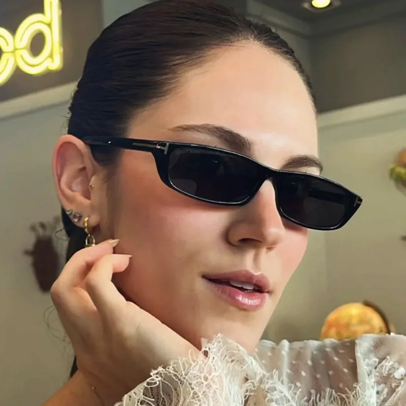

Vintage Cat Eye Oval Sunglasses Lightweight Trendy 90s Sunnies UV protection Sun Glasses for Women Men Glasses