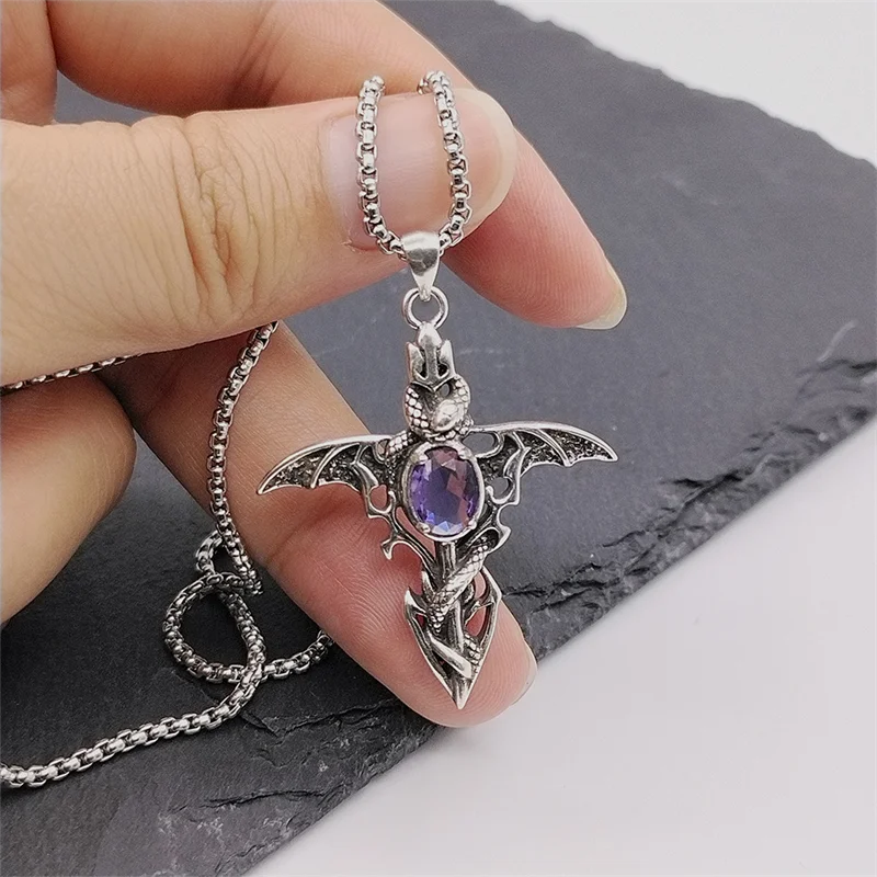 خمر شيطان الصليب السيف التنين قلادة قلادة للرجال النساء أجنحة الملاك مجوهرات بسيطة اكسسوارات هدايا