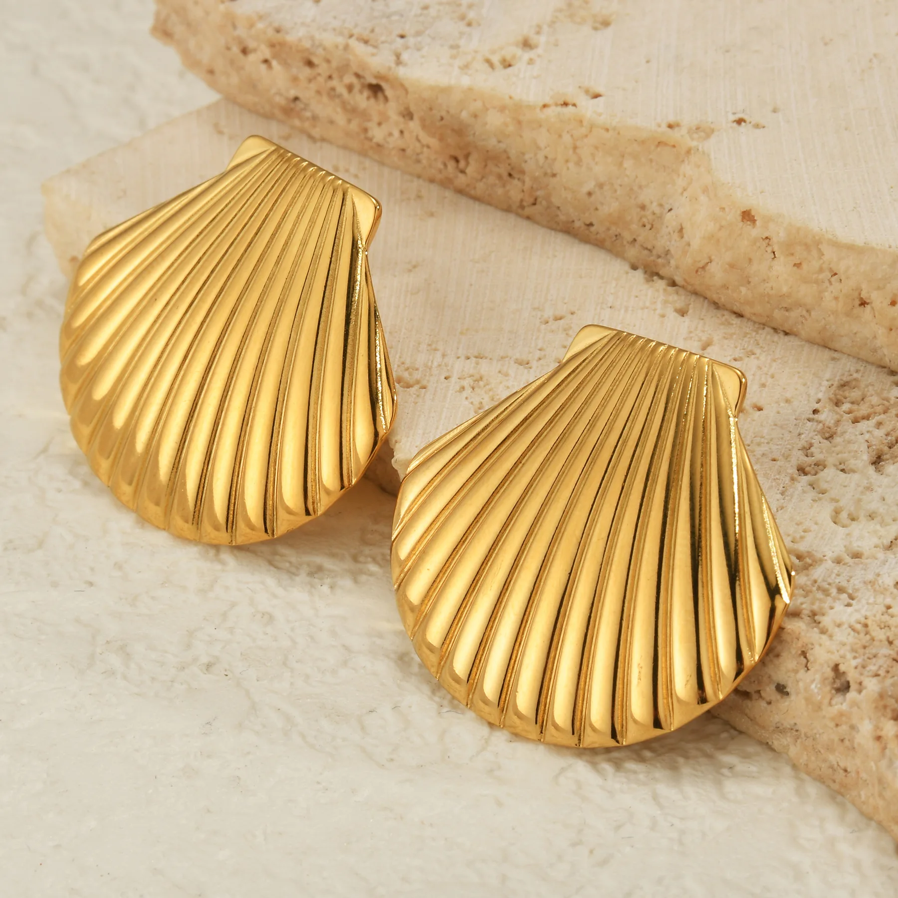 Stainless Steel Gold Plated Shell Earrings Ring For Women Trendy Fashion Jewelry Set Summer Beach Party Gifts Wholesale