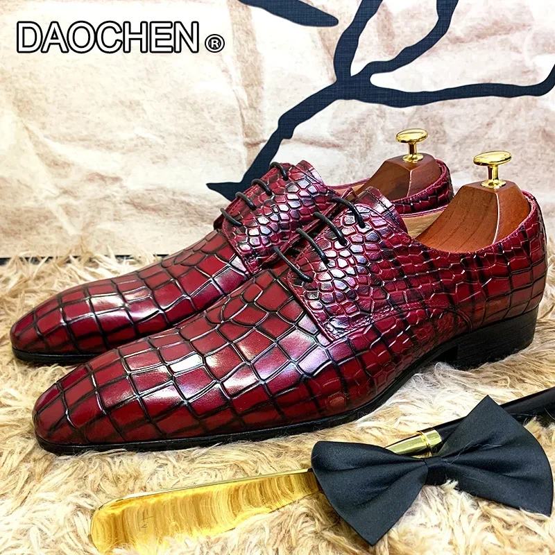 Sapatos masculinos de couro com bico fino, sapatos luxuosos com cadarço para casamento e festa, elegante e luxuoso, vermelho e preto