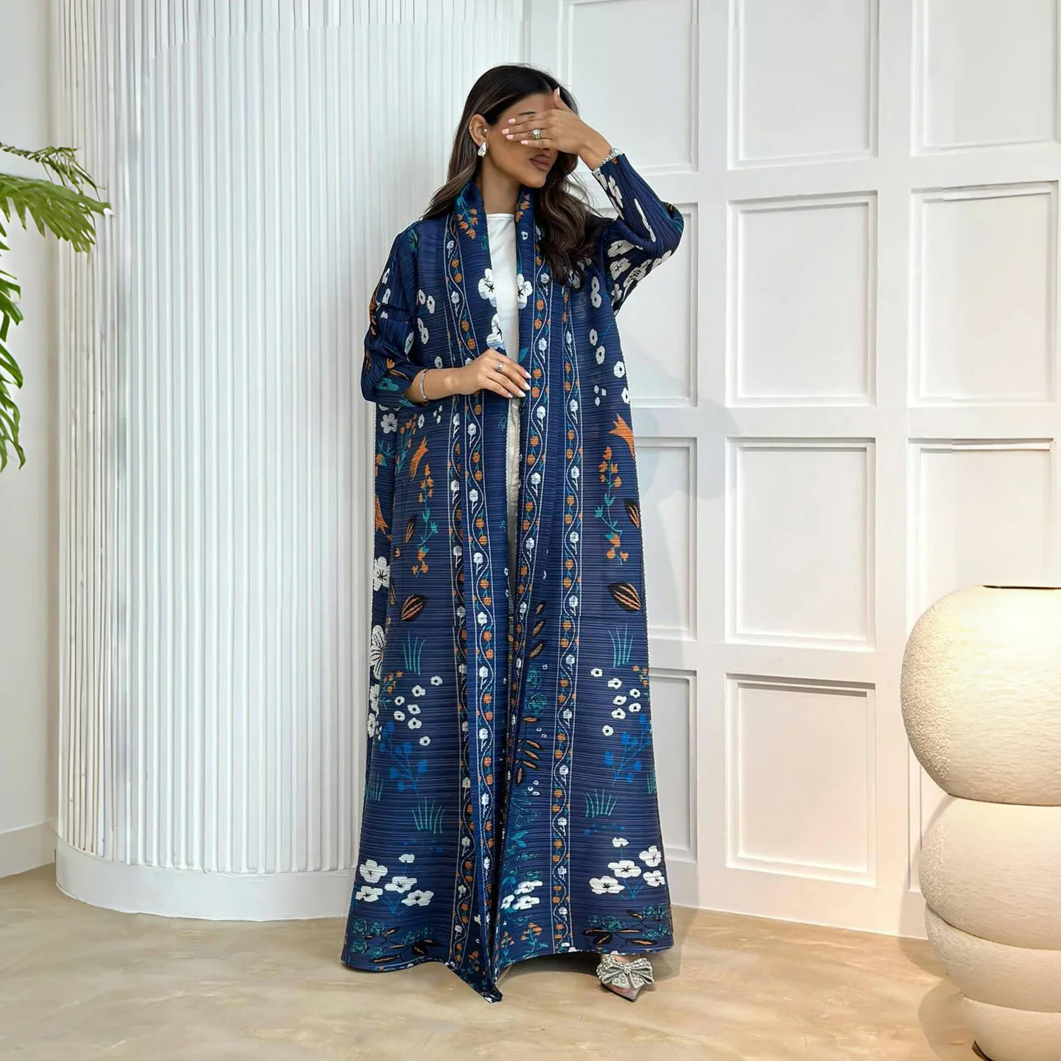 

Arabian Dubai Travel Clothing Women's Printed Middle Eastern Robe Large Size Pleated Belt Casual Long Muslim Abaya Women's Robe