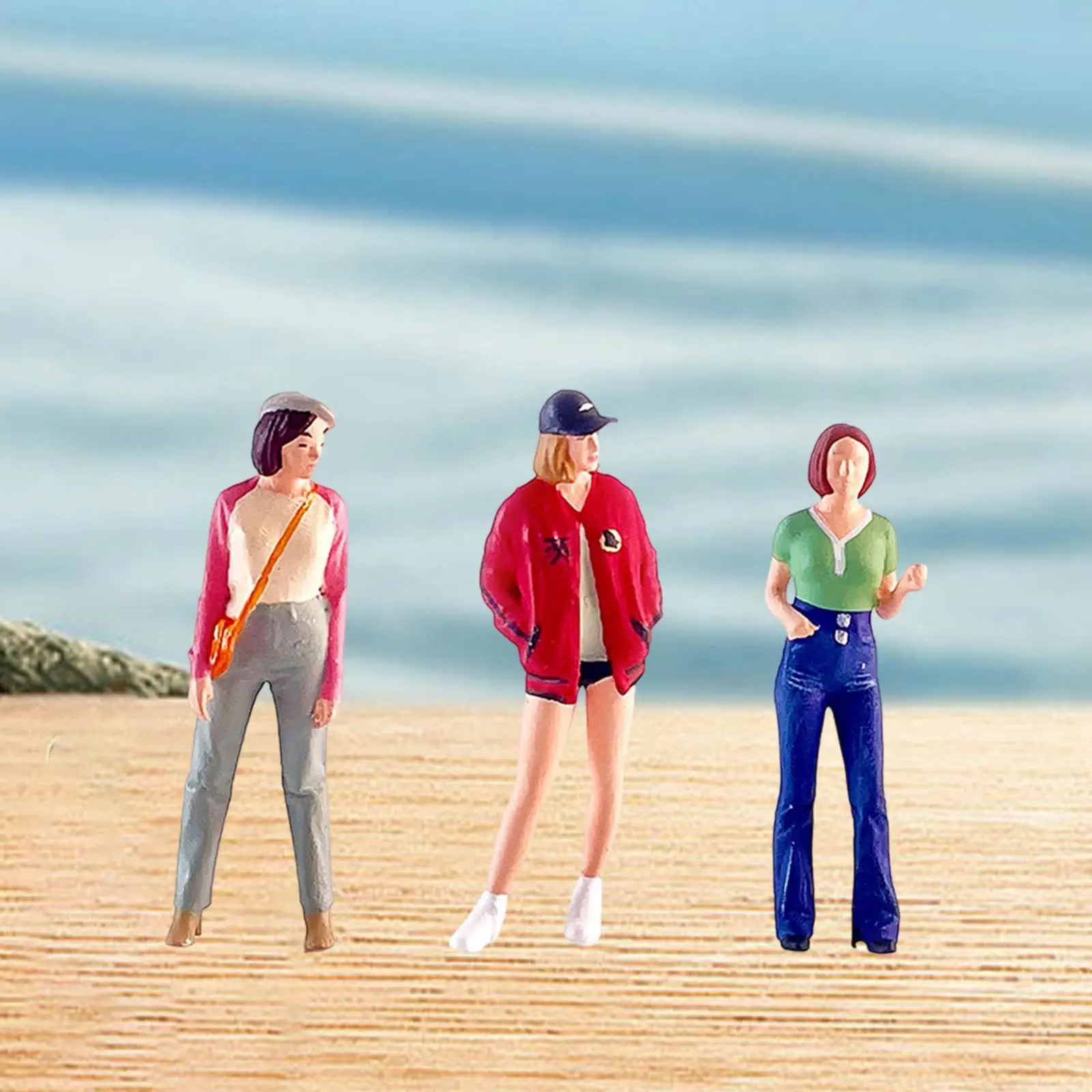 3 Stück 1:64 Diorama-Frauenfiguren, Menschenmodelle für Puppenhausdekorationen