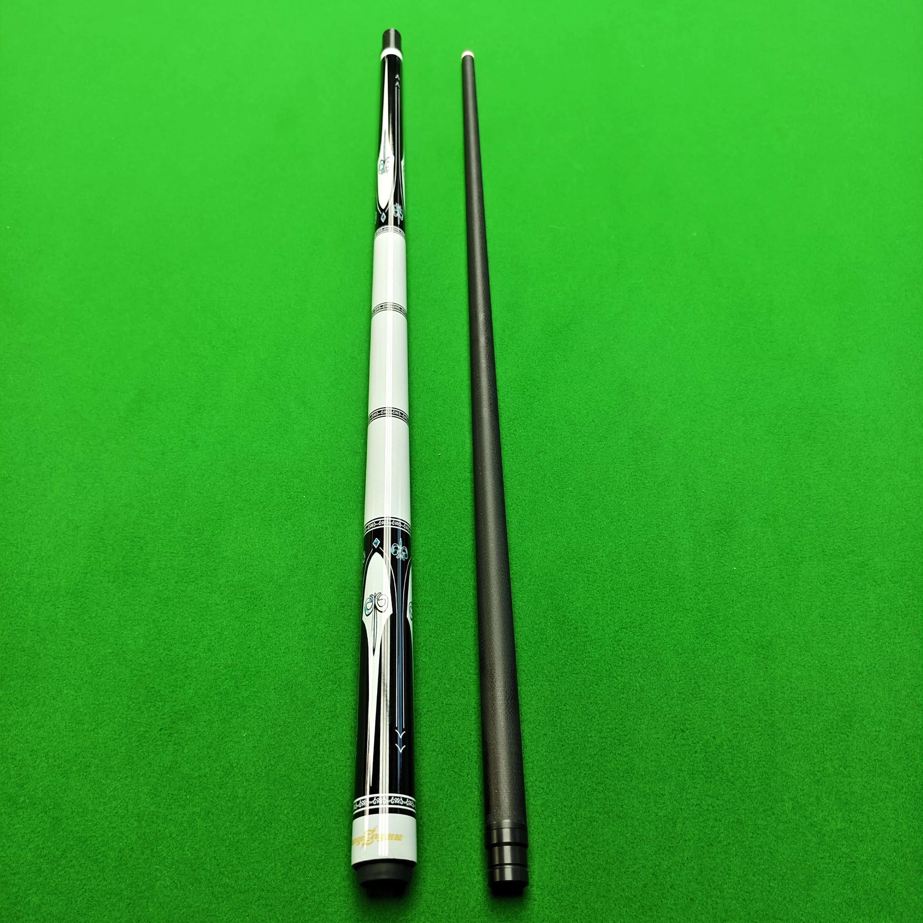 

Carbon Fiber Snooker Cue Stick with Ebony Butt Sleeve & Stainless Steel Joint for Pool & Billiard
