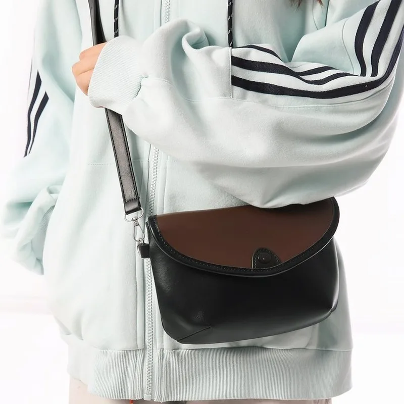 

Women's Small Flap Crossbody Bag, Casual Daily Sling Shoulder Bag for Shopping, Commuting, Short Trips, Dating and Daily