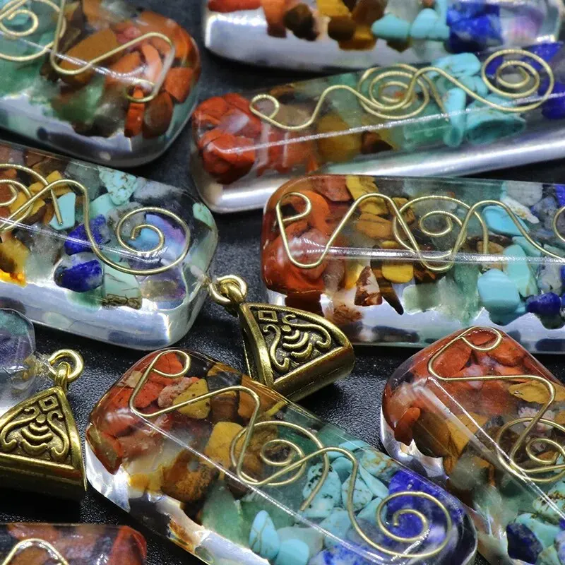 2pcs/Set 60x10mm Natural Colorful Crushed Stone Quartz Necklace Resin Wrapped Natural Stone Pendant 55x16mm Jewelry Accessories