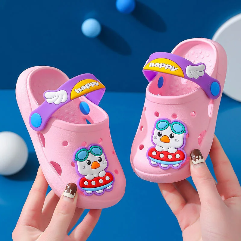 Children's Summer Indoor Outdoor Anti-Slip Cartoon Hole Hole Sandals Beach Slippers PVC Material Comfortable Baby Slippers