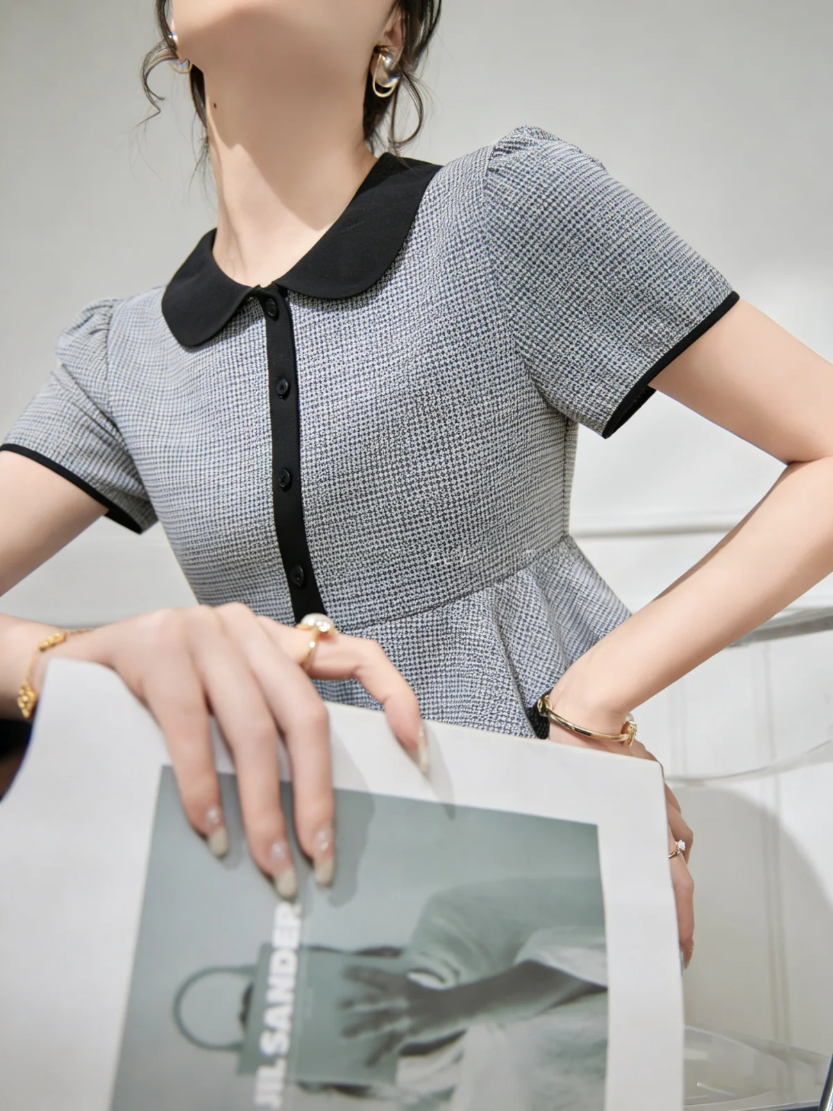 

Lulu Korean Style Grey Short Sleeve Top And High Waist Shorts Two Piece Set Versatile High Waist Splice Short Sleeve Summer O...