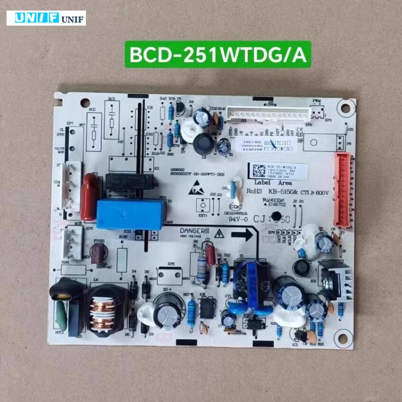 

Компьютерная плата (модуль управления) 1907305 для холодильников Hisense Rongsheng BCD-251WTDG/A, BCD-253, BCD-252, BCD-221