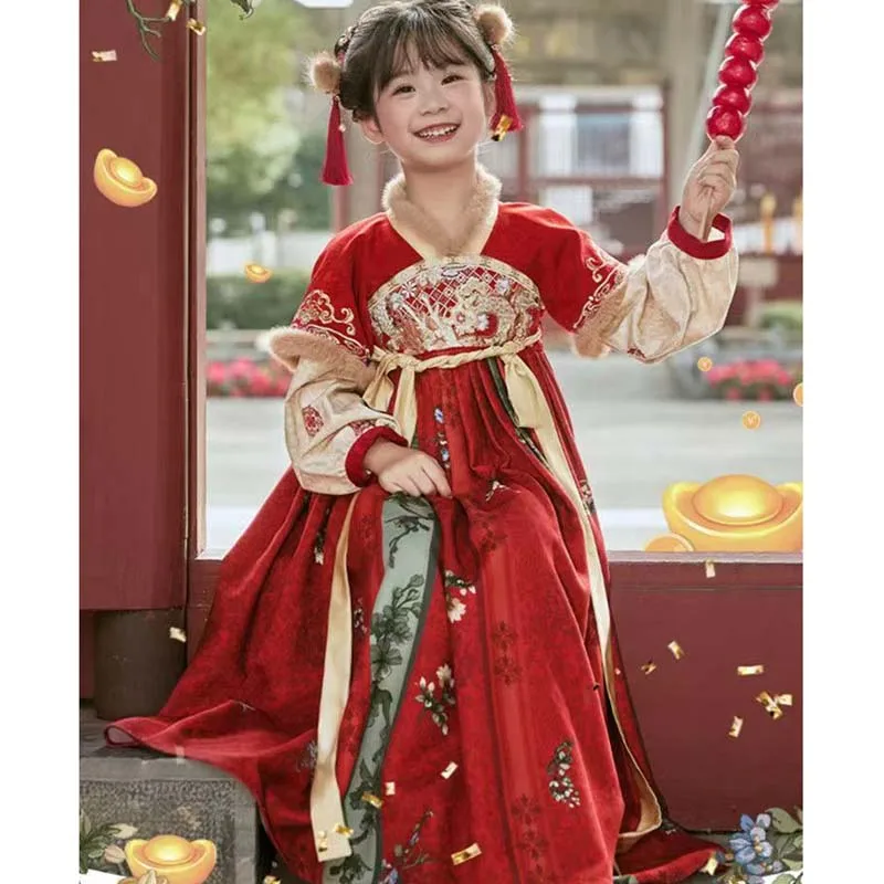 

Зимнее платье-ханьфу для девочек в милом стиле