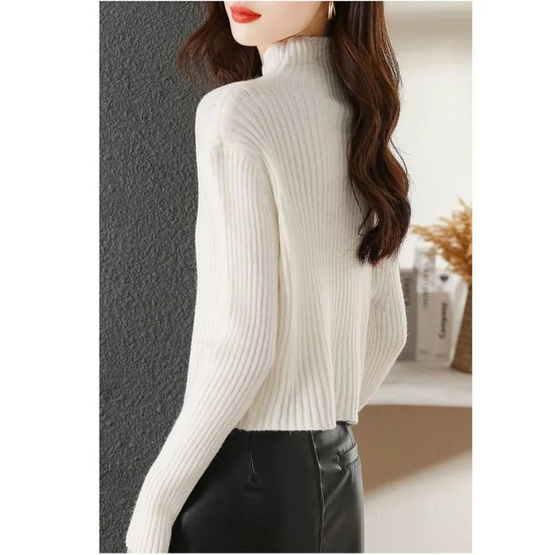 Autumn Winter New Women's Solid Color O-Neck Cardigan Coats Fashion Versatile Screw Thread Casual Long Sleeve Sweaters Tops