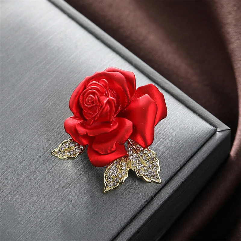 Luxury Rhinestone Red Rose Flower Brooches for Women Unisex Elegant Enamel Rose Plants Brooch Pins Party Office Jewelry Gifts