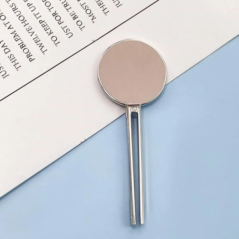 Multifunctional Tube Extruder Toothpaste Extruder Tube Squeezer Easy-to-operate Toothpaste Roller Universal Round Heart Shape