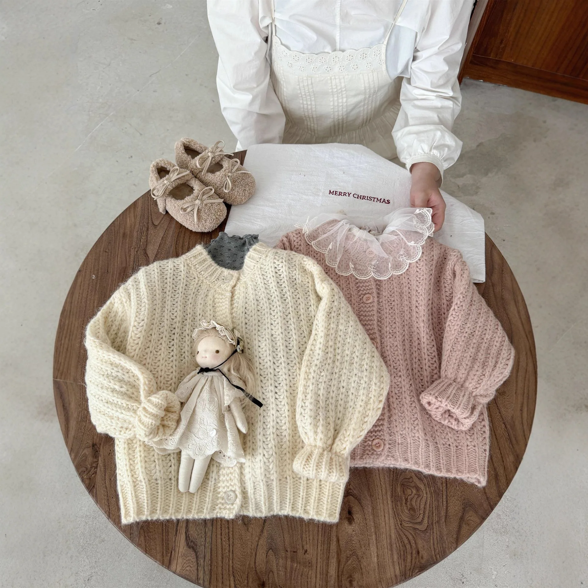 

2025 Soft Princess Girls Knitted Cardigans Autumn Long Sleeve Coat Tops For Children Jacket Baby Girls Sweaters