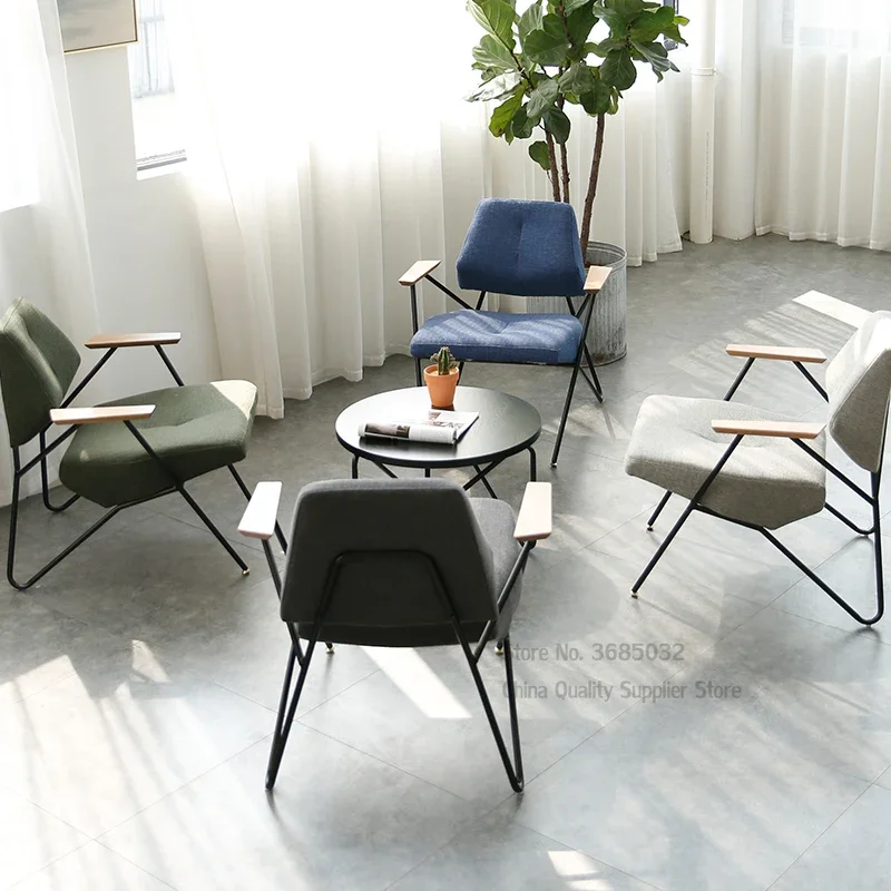 Silla de comedor minimalista para cafetería moderna, elegante asiento de tienda de té, elegante sofá de restaurante occidental, silla de recepción