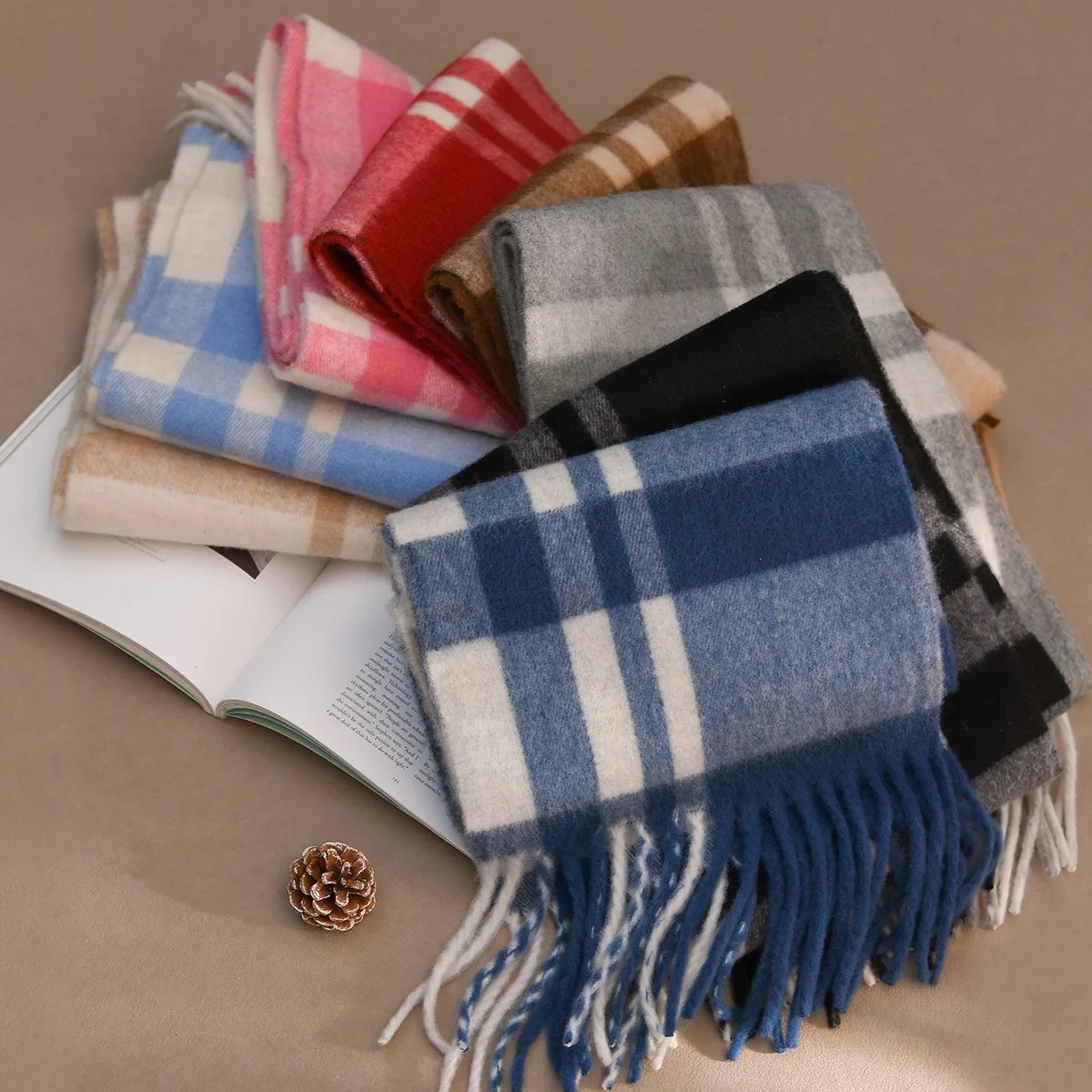 Blue plaid scarf, wool blended knitted fringed scarf, travel cold-proof and warm neck new product